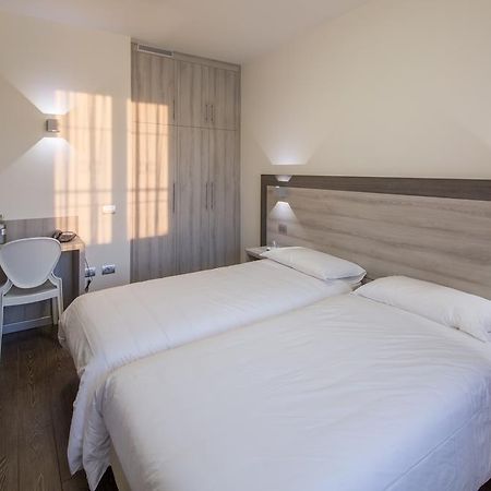 Hotel Panineria Colombera Rossa Brescia Exteriör bild
