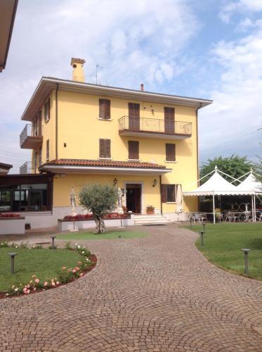 Hotel Panineria Colombera Rossa Brescia Exteriör bild