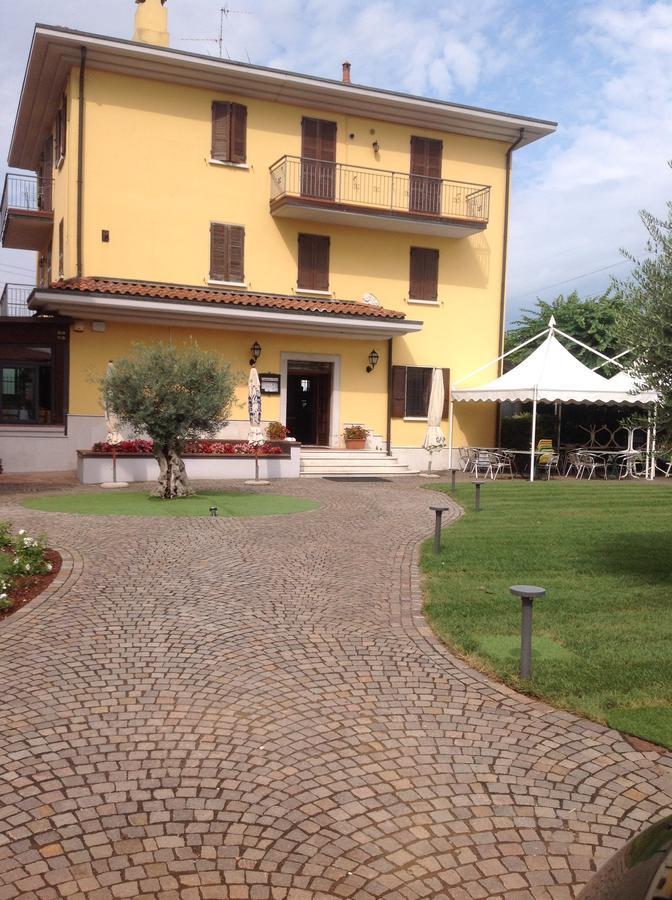 Hotel Panineria Colombera Rossa Brescia Exteriör bild